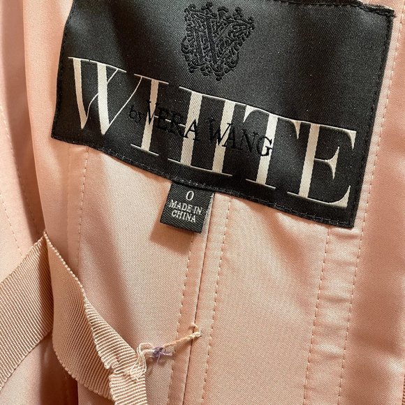 Vera Wang Blush Pink Wedding Gown Size 0 - Picture 14 of 16